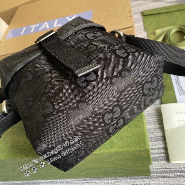 Gucci新款包包 古馳新款黑色布包 Gucci男士小號斜挎包 643858  ydg3084